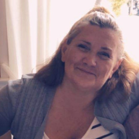 Meet your Posher, Theresa - Picture 1 of 1